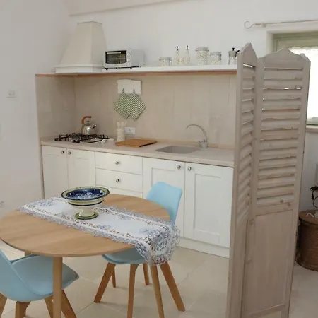 L'uliveto アパート チステルニーノ