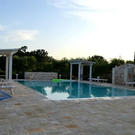 アパート L'uliveto チステルニーノ